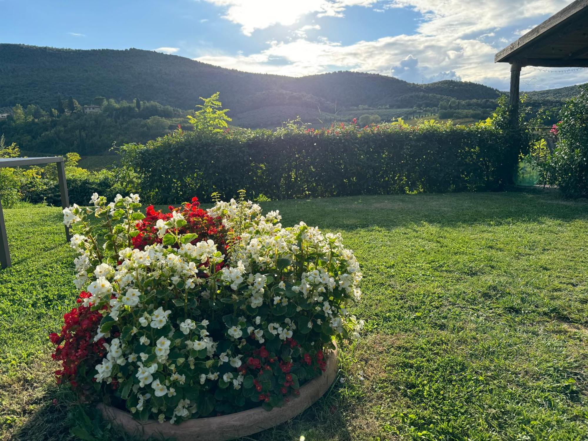 Villa Del Sole San Gimignano Exterior foto