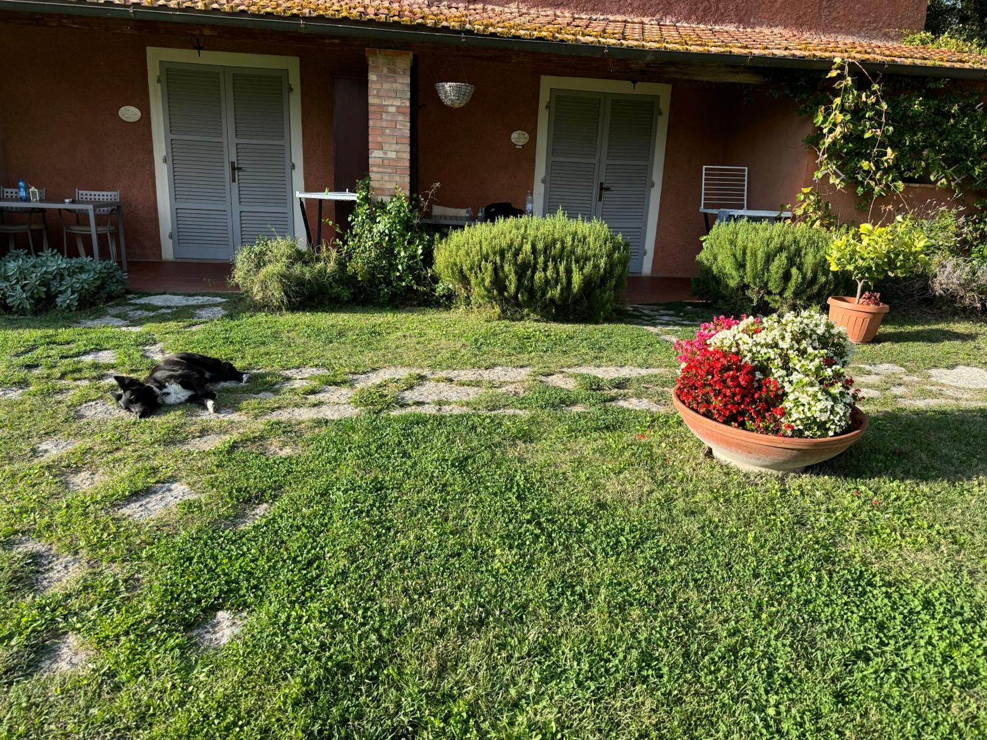 Villa Del Sole San Gimignano Exterior foto